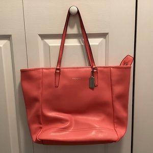 COACH Tote